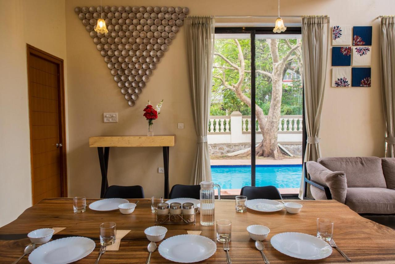 Stayvista'S Greenwoods Villa 10 - City-Center Villa With Private Pool, Terrace, Lift & Carrom Board Lonavala Esterno foto